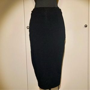 Victoria’s Secret cotton pencil skirt with slit on left side, size small